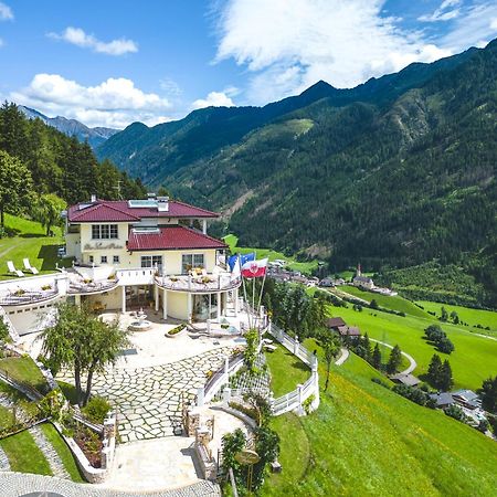 B&B Das Land-Palais - Private Mountain Hideaway Selva dei Molini Bagian luar foto