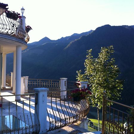 B&B Das Land-Palais - Private Mountain Hideaway Selva dei Molini Bagian luar foto