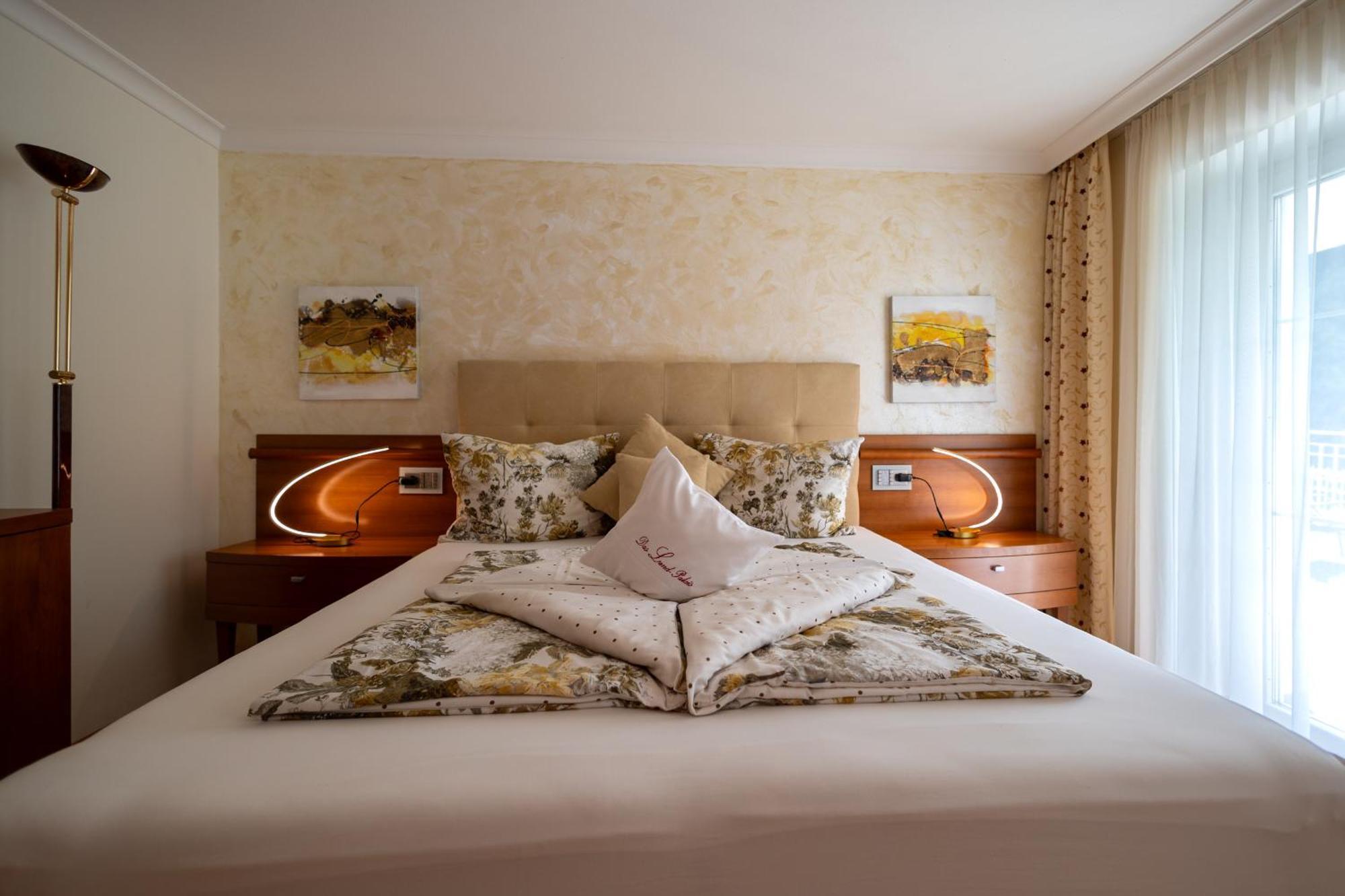 B&B Das Land-Palais - Private Mountain Hideaway Selva dei Molini Bagian luar foto